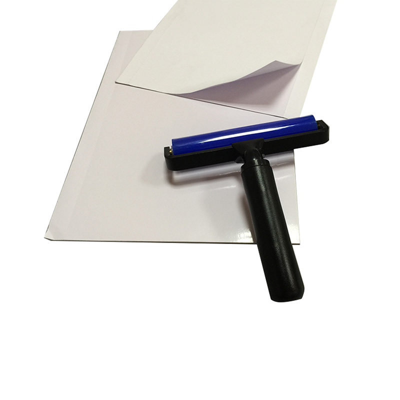 ডিসিআর প্যাড সাদা ব্যাকগ্রাউন্ড